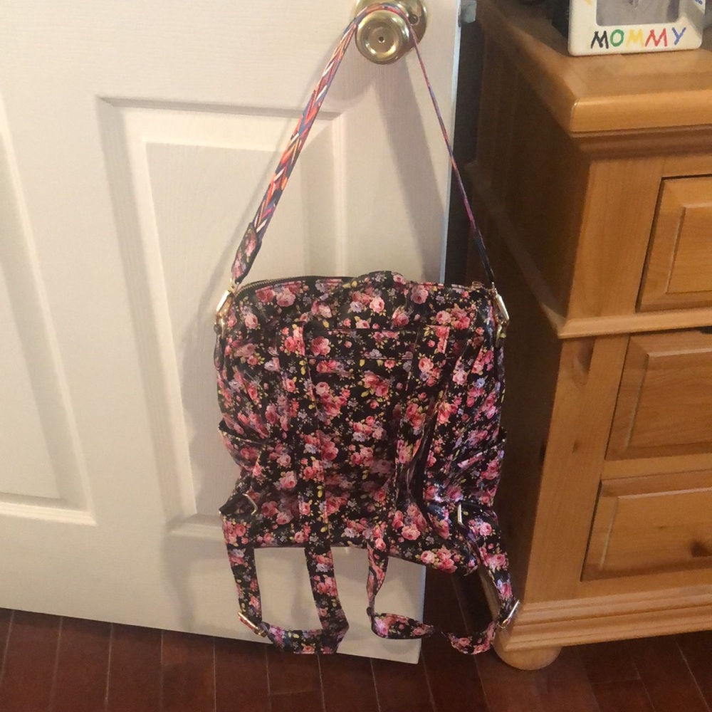 Floral backpack - Picture 7 of 9